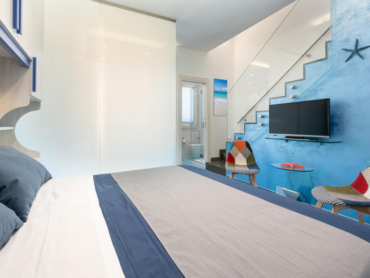 Il Faro E La Luna Beach Apartments サン・ヴィート・ロ・カーポ エクステリア 写真