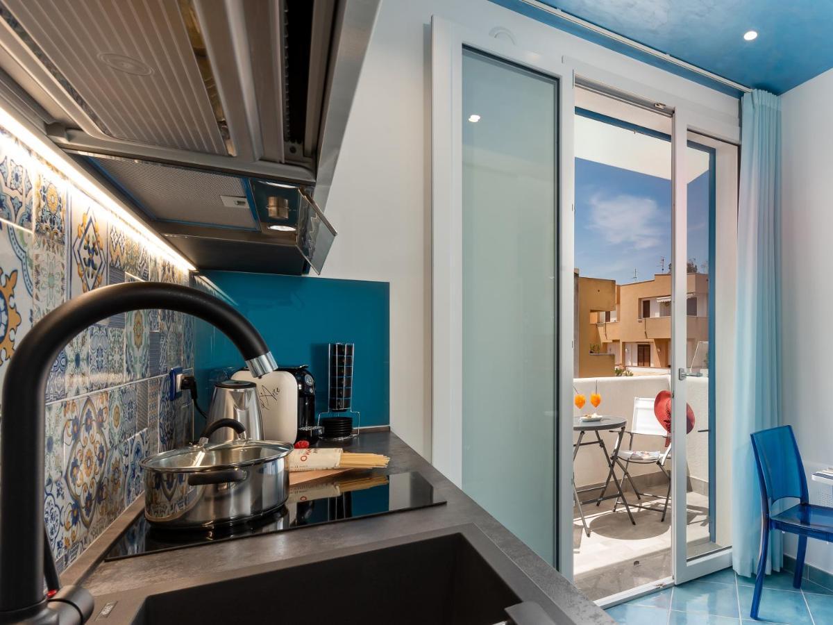 Il Faro E La Luna Beach Apartments サン・ヴィート・ロ・カーポ エクステリア 写真