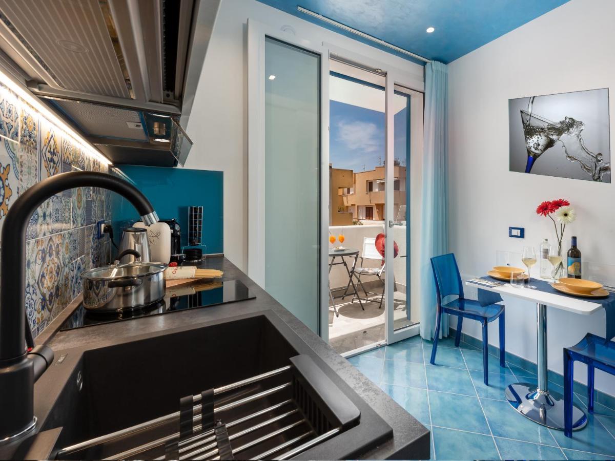 Il Faro E La Luna Beach Apartments サン・ヴィート・ロ・カーポ エクステリア 写真