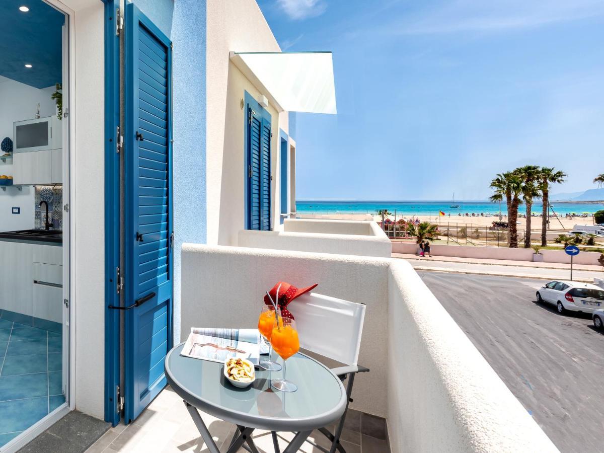 Il Faro E La Luna Beach Apartments サン・ヴィート・ロ・カーポ エクステリア 写真